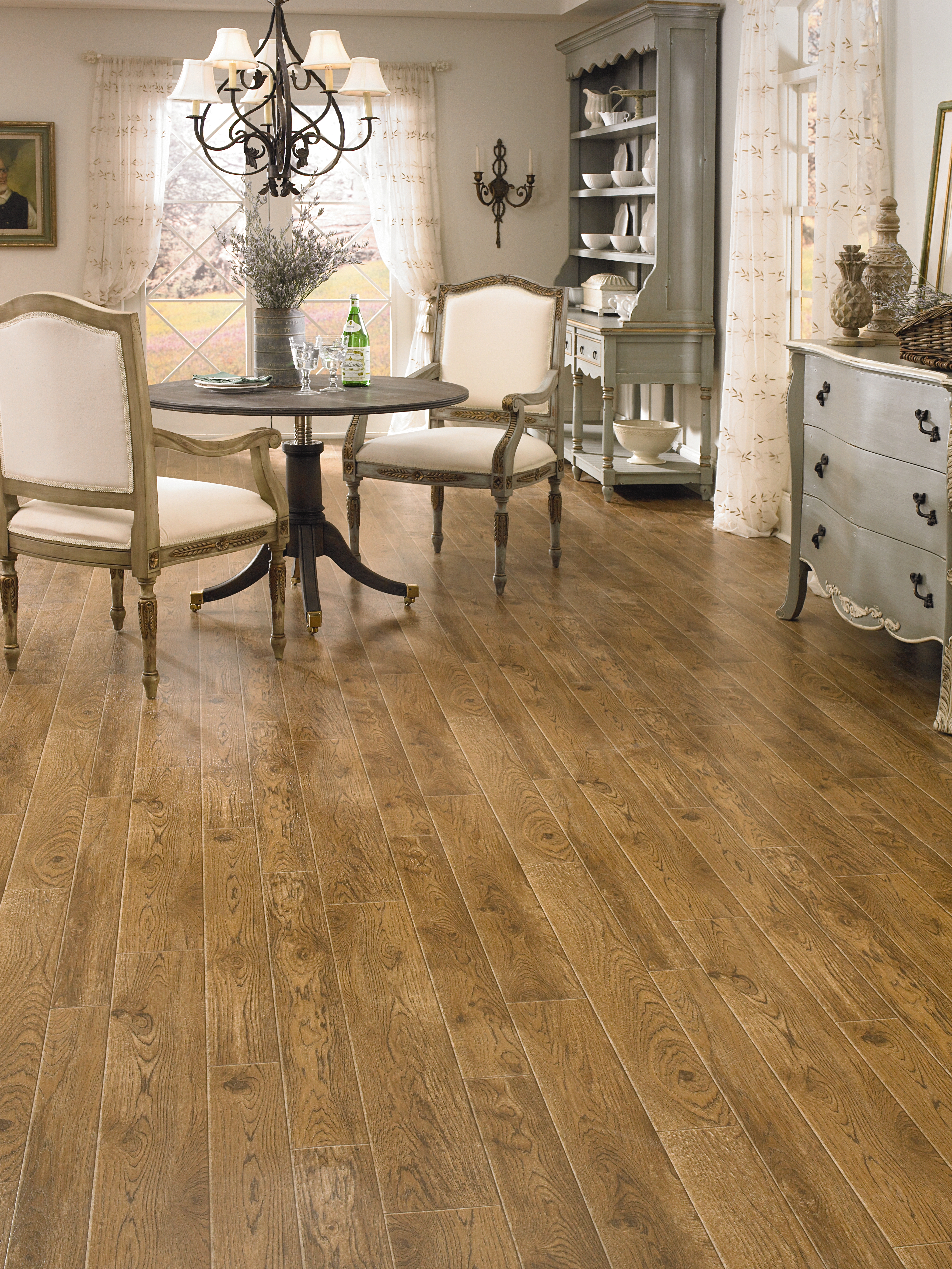 Luxury Vinyl Plank Flooring in Extreme Climates 4