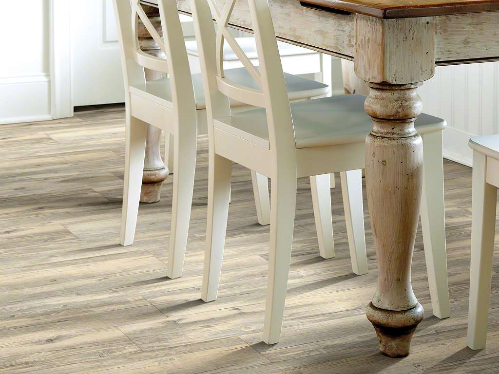 Luxury Vinyl Plank Flooring Installation Patterns that Will Drastically Change the Look of Your Space 5